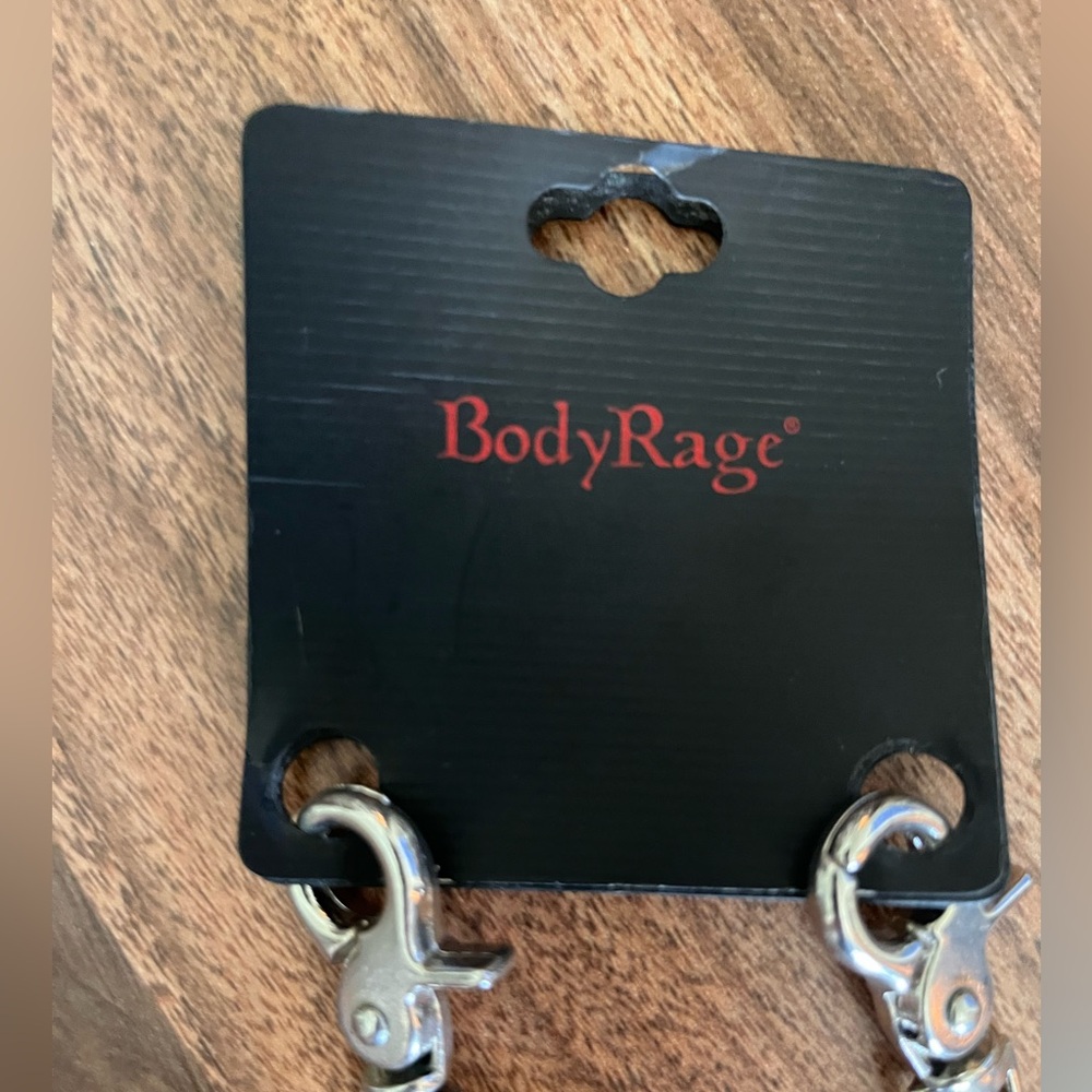 BodyRage triple-layered wallet chain